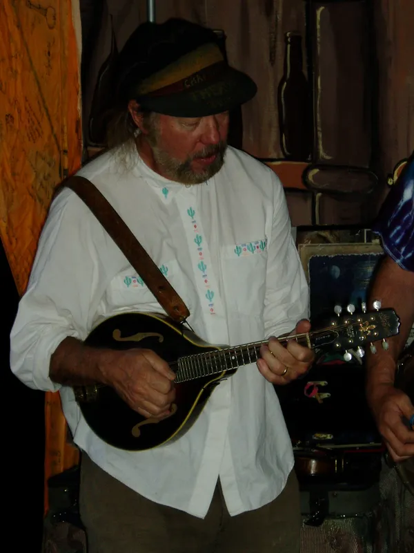 Mandolin Virtuosos and Community Song Circles: Monday in Austin