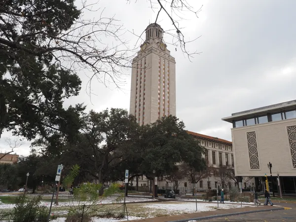 Austin’s Winter Rollercoaster: A Chilly Morning Leads to Afternoon Mildness