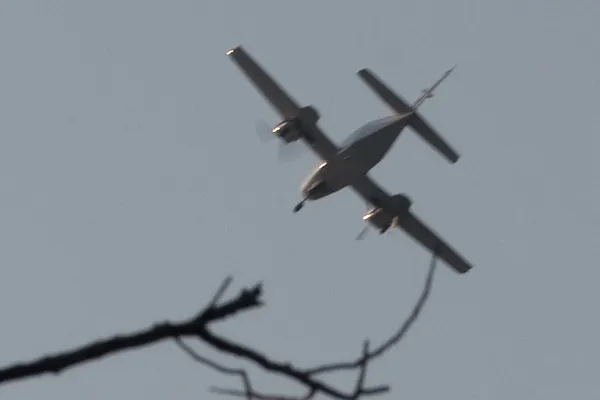 Small plane makes emergency landing on U.S. 290 near Circle Drive, causing extended traffic delays